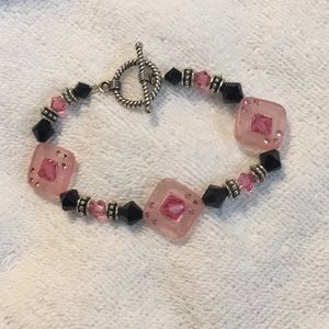 Absolutely stunning bracelet